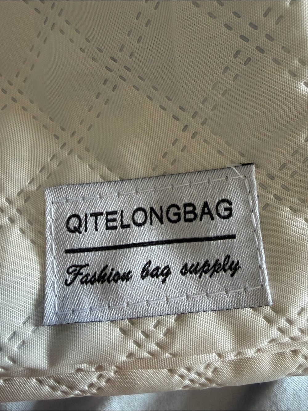 Quilted Cream Travel Duffle Bag - Picture 7 of 12